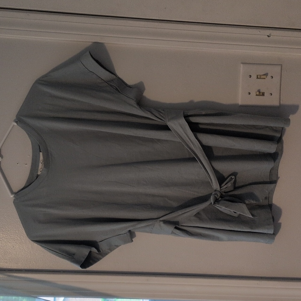 Jessica Simpson Maternity Roll Cuff Tie Front Tee Shirt  M